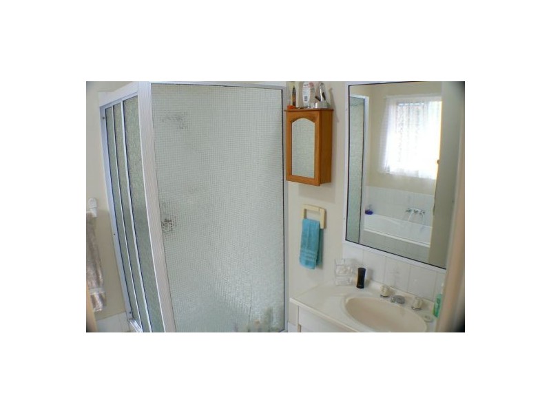 60 Bando Street, Pacific Paradise QLD 4564