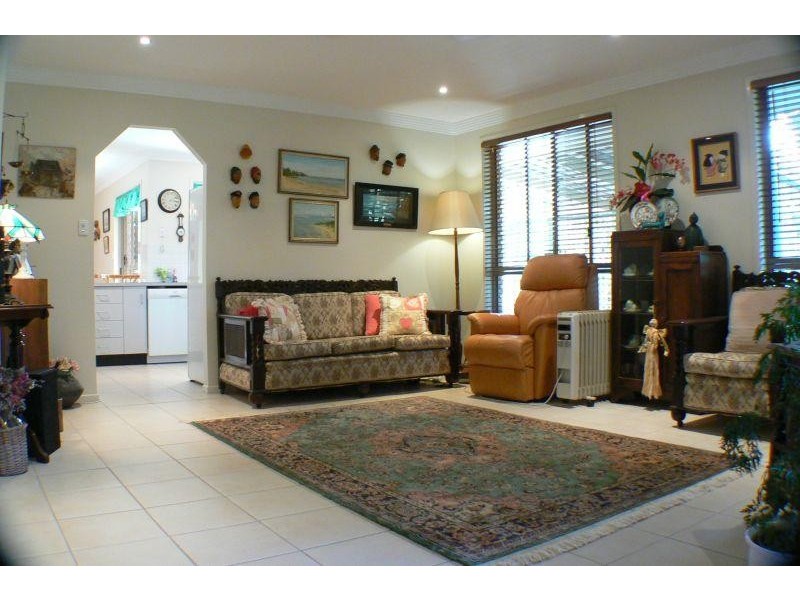6 Burran Court, Kuluin QLD 4558