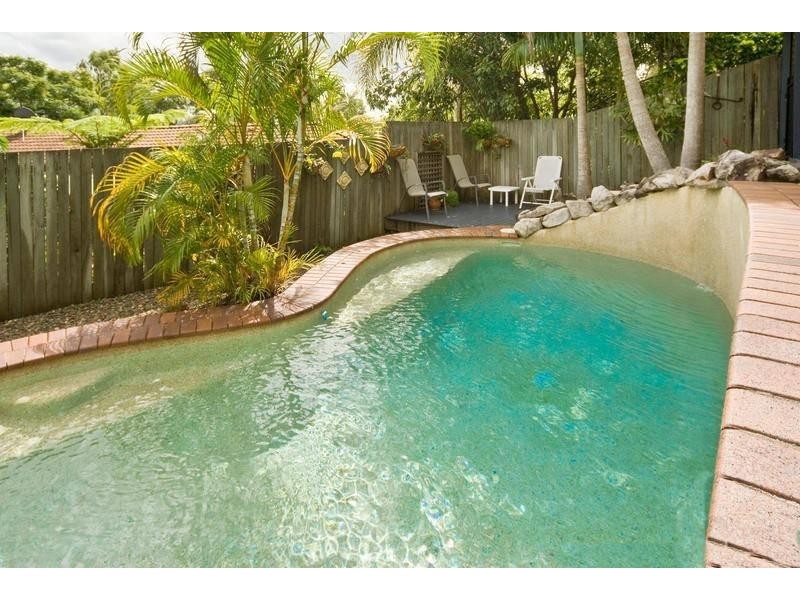 6 Burran Court, Kuluin QLD 4558