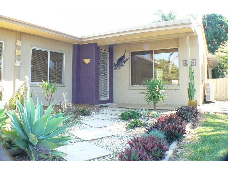 618 David Low Way, Pacific Paradise QLD 4564