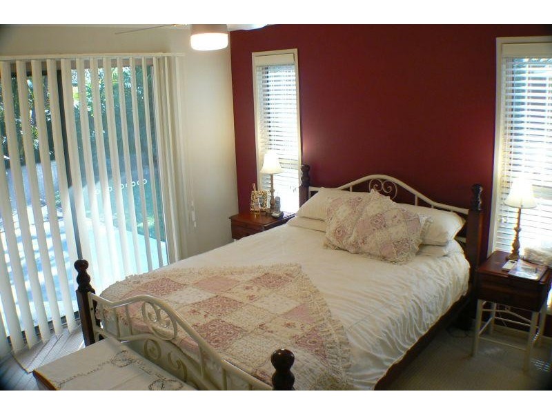 14 Kandoo Street, Pacific Paradise QLD 4564