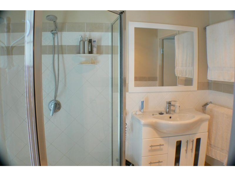 14 Kandoo Street, Pacific Paradise QLD 4564