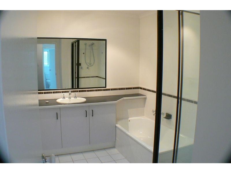 1/27 Yango Street, Pacific Paradise QLD 4564