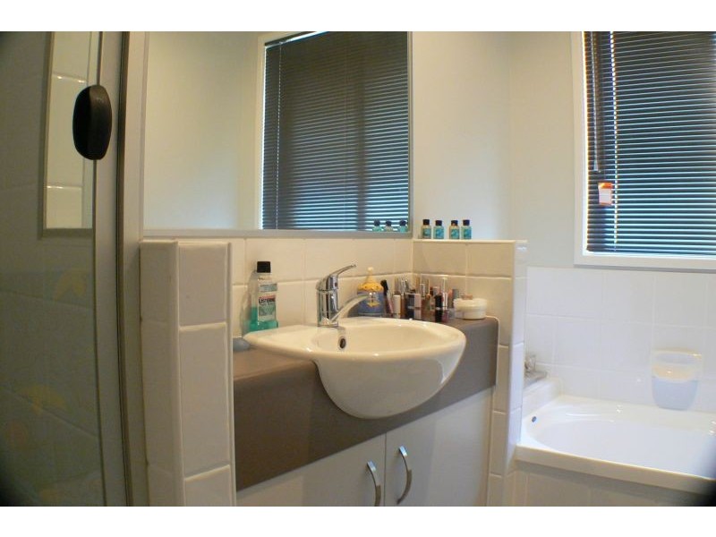 22 Whitsunday Drive, Pacific Paradise QLD 4564