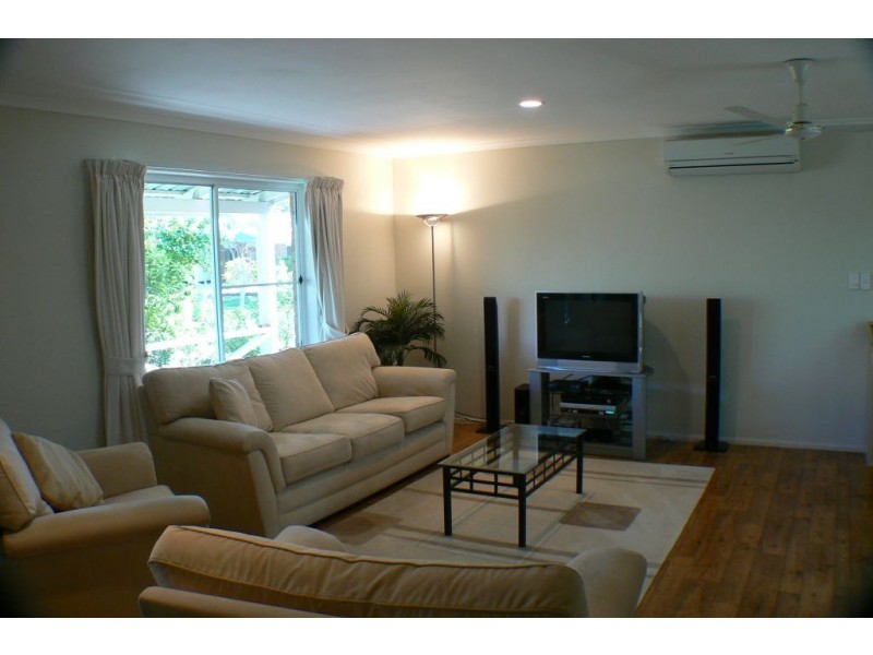 74 Karome Street, Pacific Paradise QLD 4564