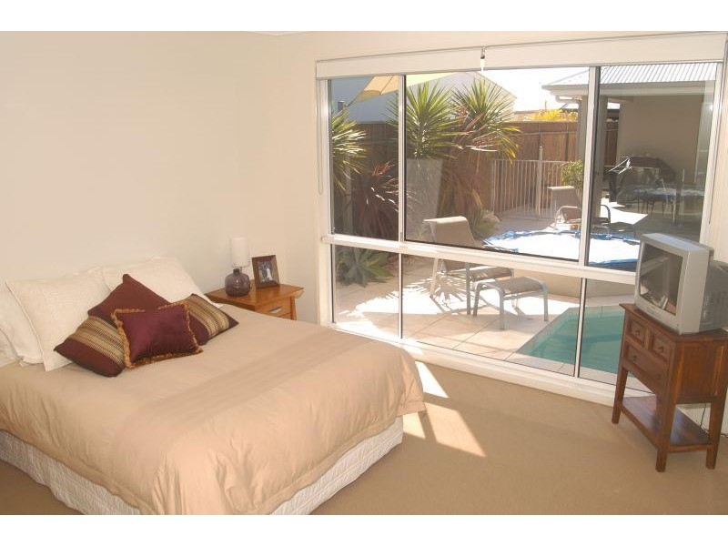 51 Baywater Drive, Twin Waters QLD 4564