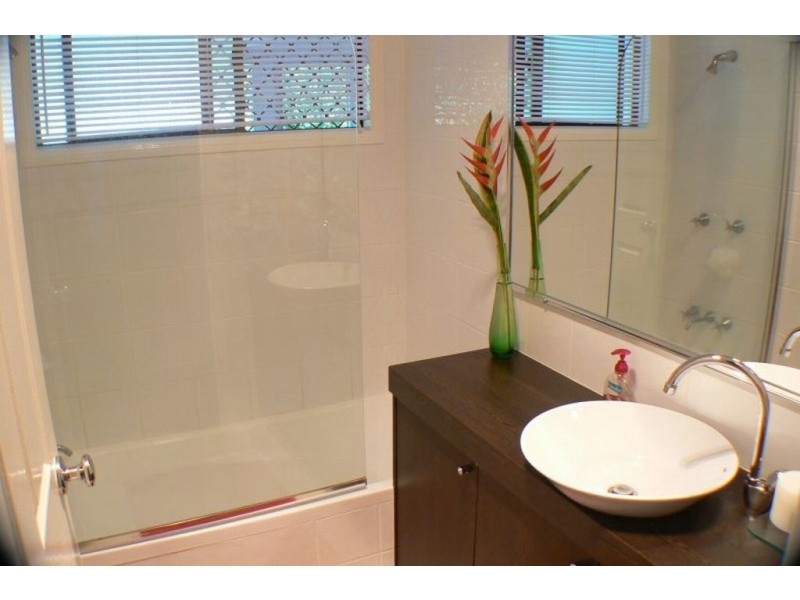 16 Kowonga Street, Pacific Paradise QLD 4564