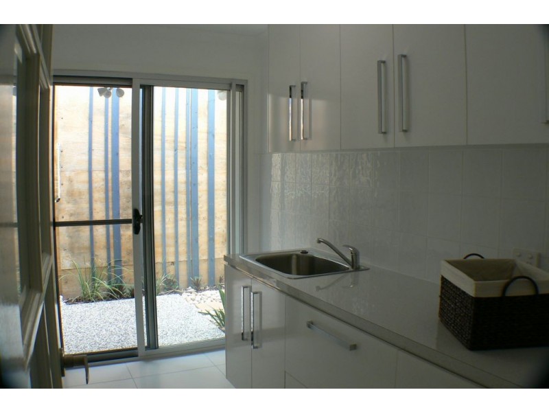 6 Sandy Court, Mount Coolum QLD 4573