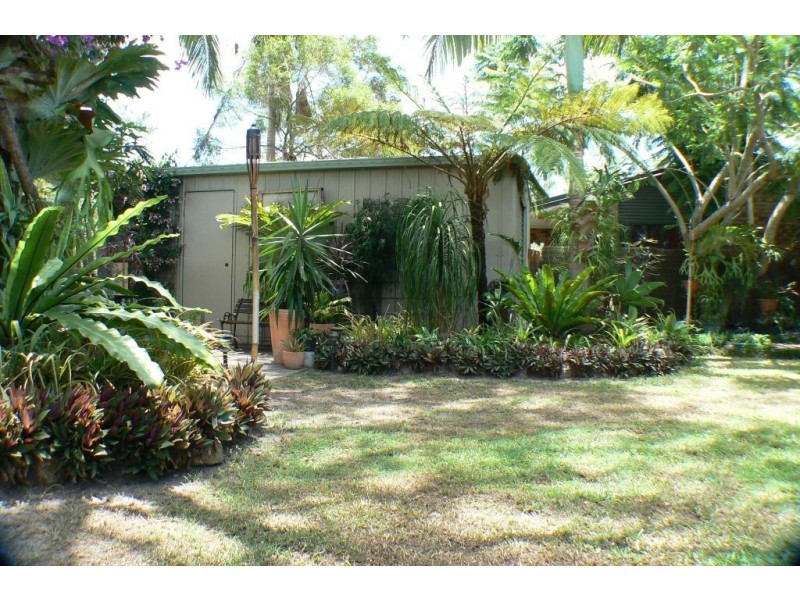 17 Kowonga Street, Pacific Paradise QLD 4564