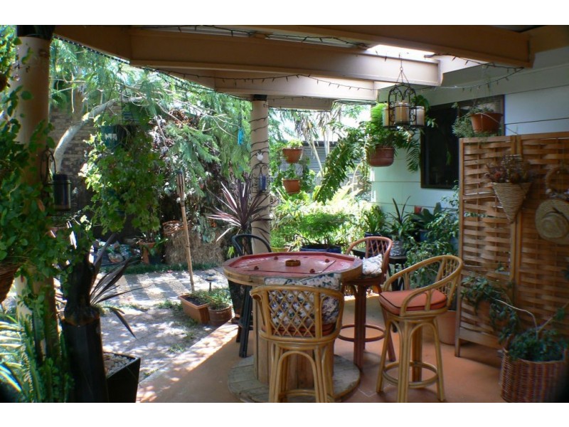 17 Kowonga Street, Pacific Paradise QLD 4564