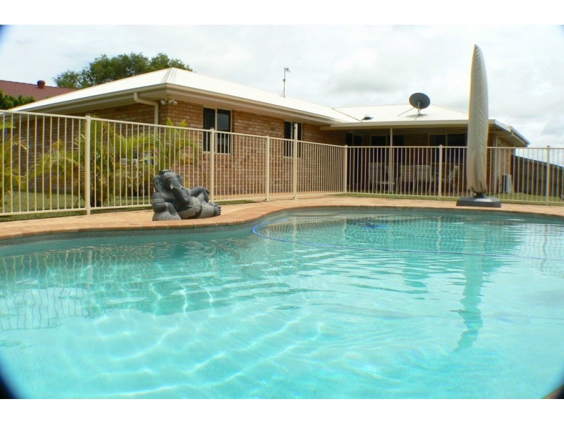 27 Bellevue Street, Bli Bli QLD 4560