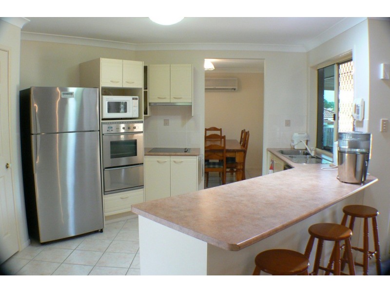 27 Bellevue Street, Bli Bli QLD 4560