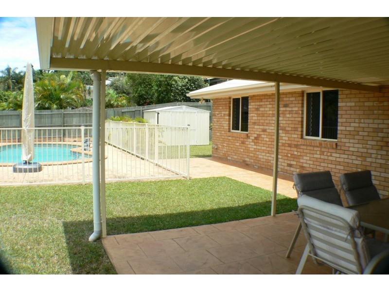 27 Bellevue Street, Bli Bli QLD 4560