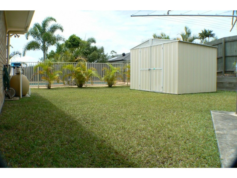 27 Bellevue Street, Bli Bli QLD 4560