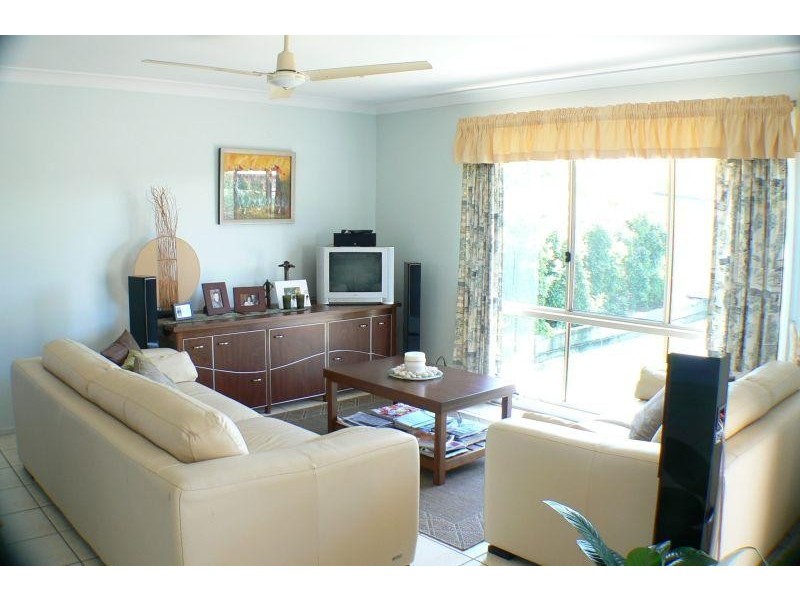 5 Spinifex Place, Twin Waters QLD 4564