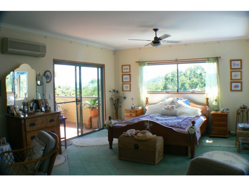 15 Highlands Hill Road, Maroochy River QLD 4561