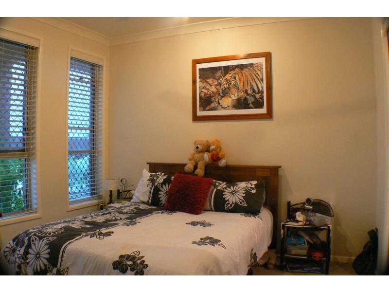 8 Fitzroy Court, Pacific Paradise QLD 4564
