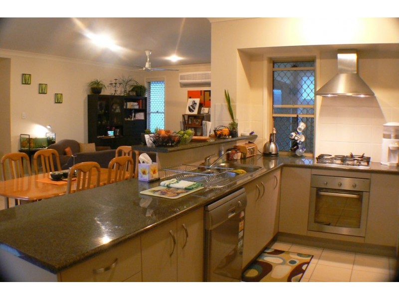 8 Fitzroy Court, Pacific Paradise QLD 4564