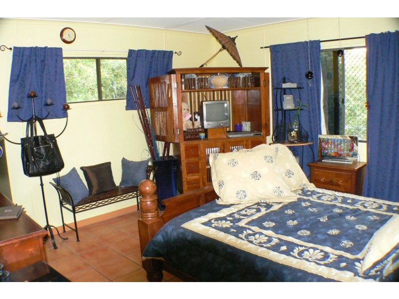 4 Yango Street, Pacific Paradise QLD 4564