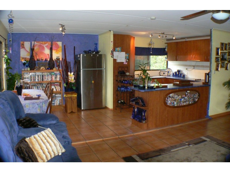 4 Yango Street, Pacific Paradise QLD 4564