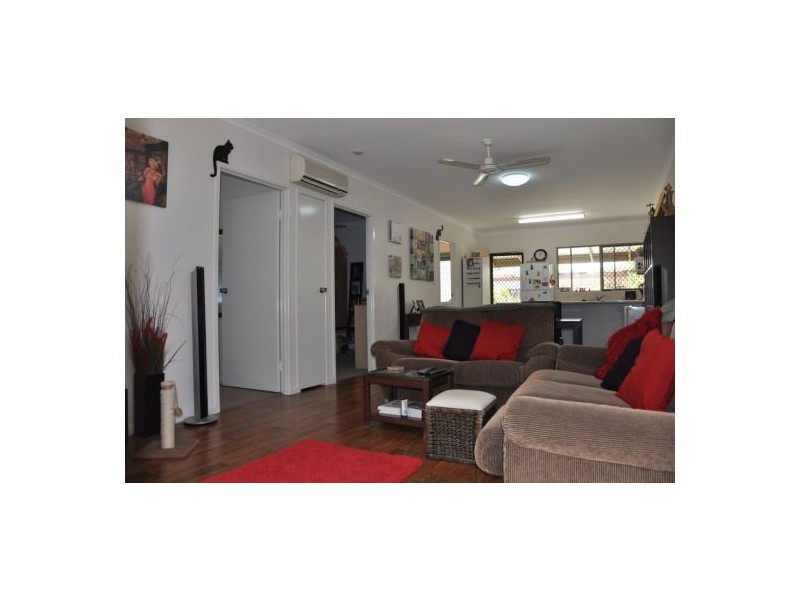 1/26 Kandoo Street, Pacific Paradise QLD 4564