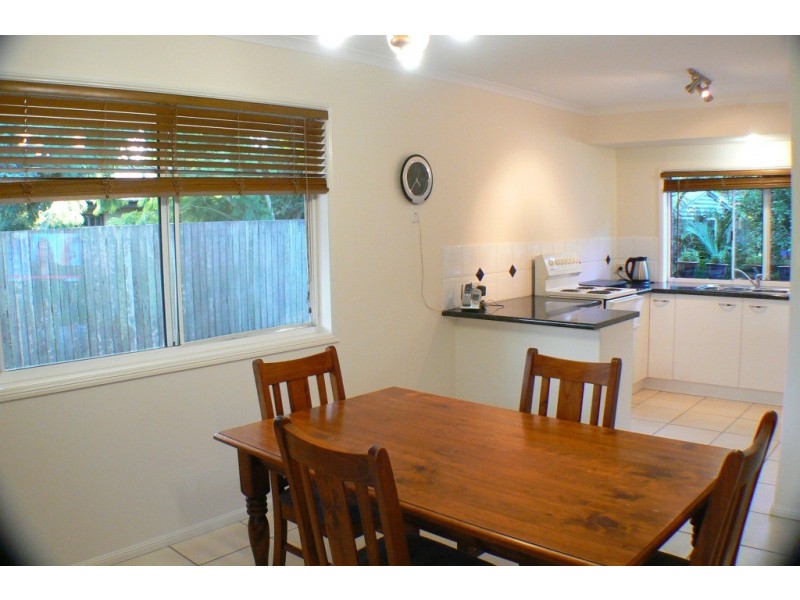 2/40 Bando Street, Pacific Paradise QLD 4564