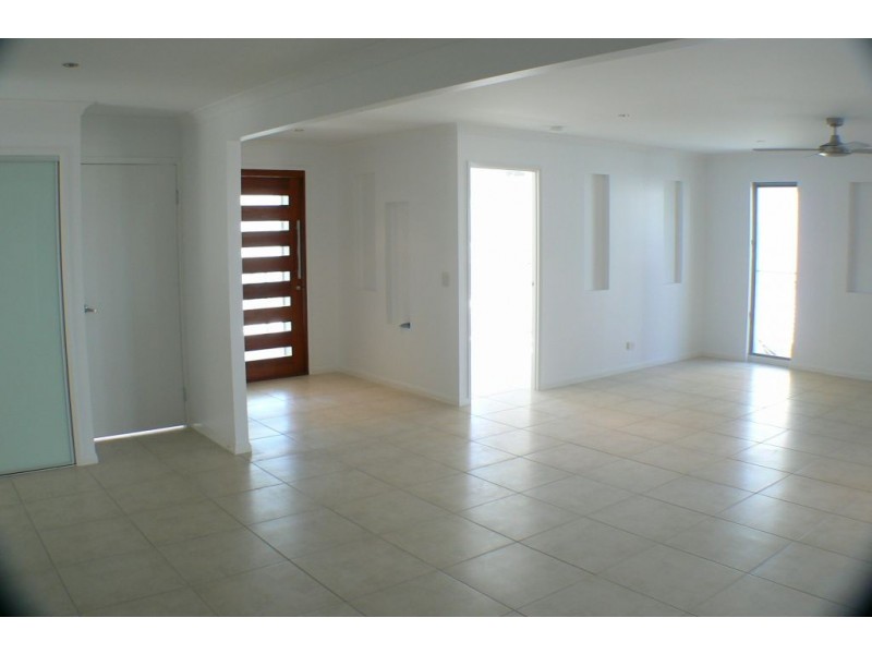 3 Sandy Court, Mount Coolum QLD 4573