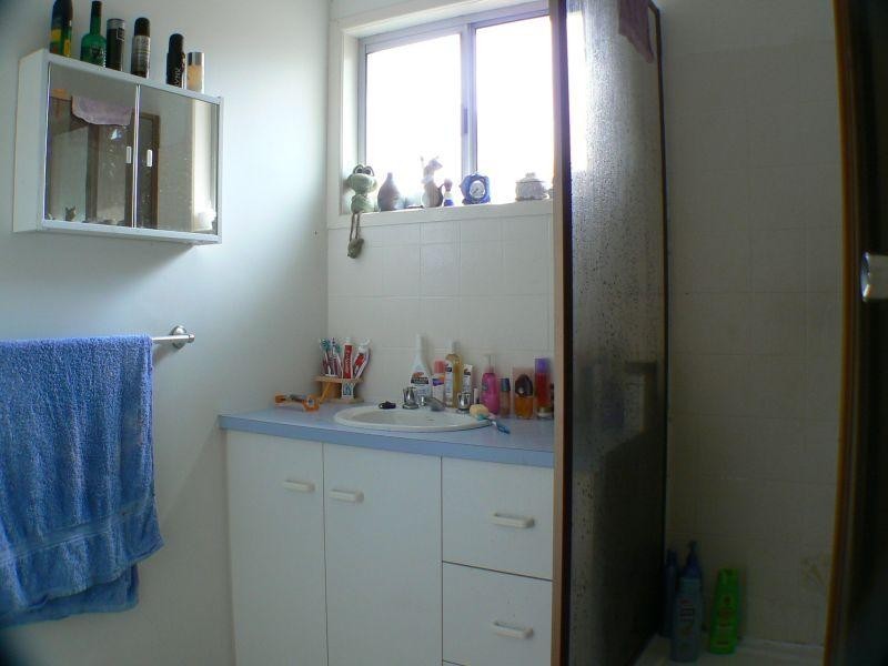 25 Lorraine Ave, Marcoola QLD 4564