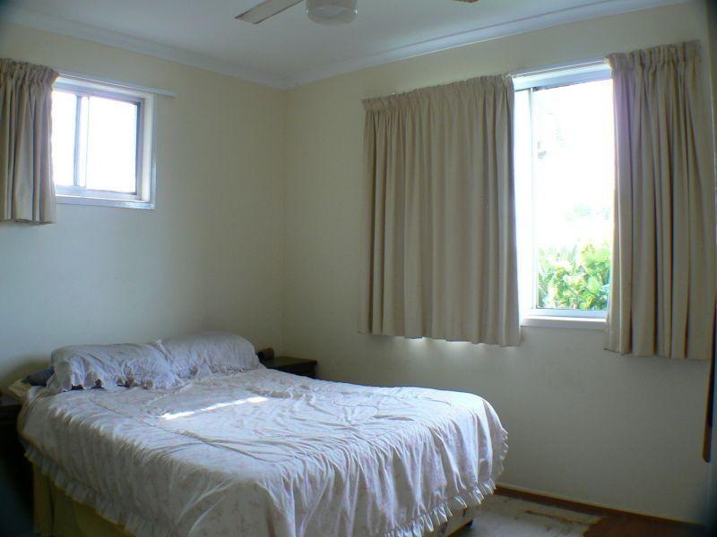 25 Lorraine Ave, Marcoola QLD 4564