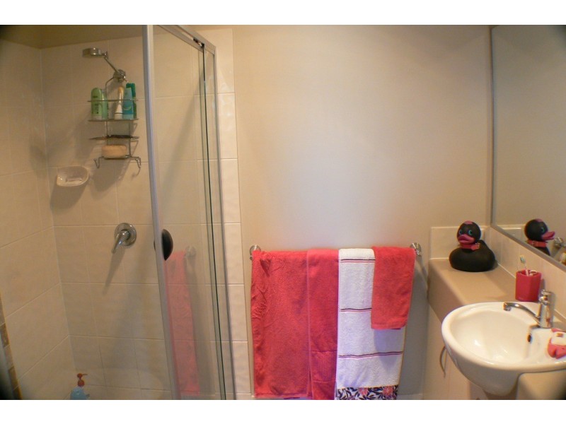 33 Parkland Dr, Pacific Paradise QLD 4564