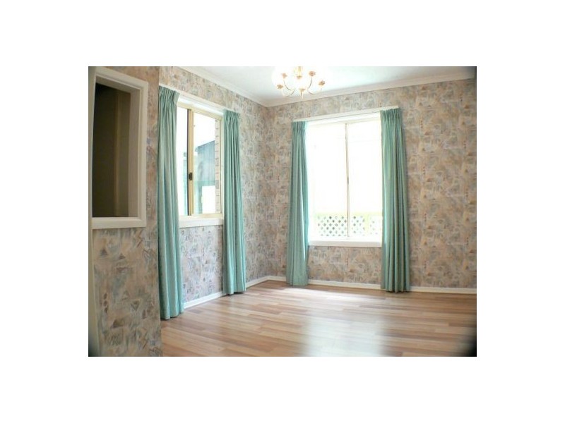 19 Richardson St, Pacific Paradise QLD 4564