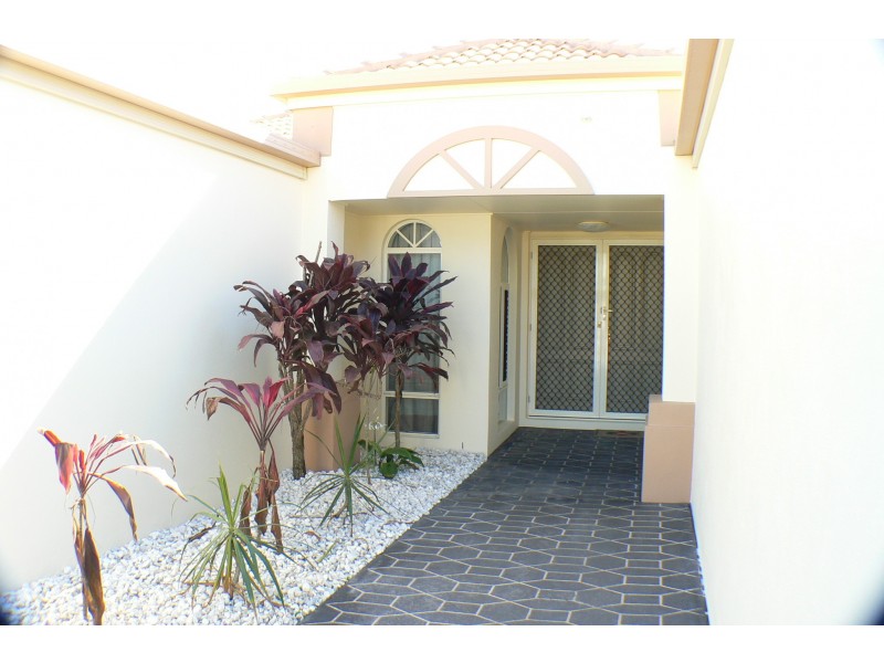 5 Waterlilly Place, Twin Waters QLD 4564