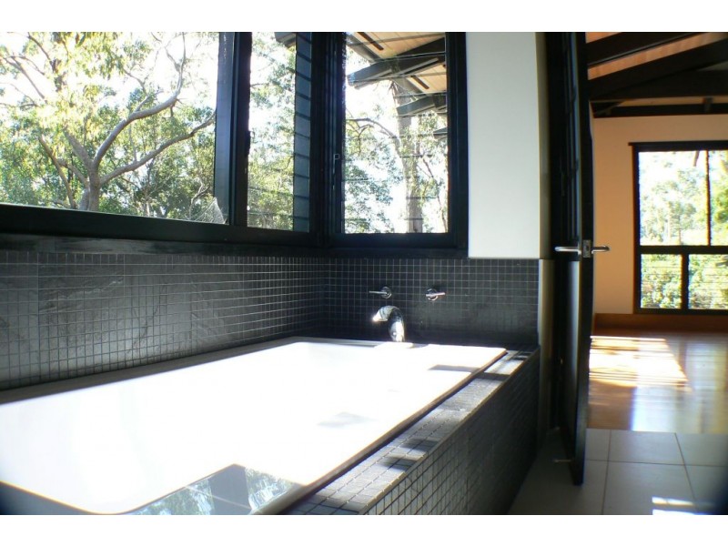 197 Upper Rosemount Road, Rosemount QLD 4560