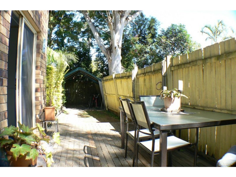 2/7 Namba Street, Pacific Paradise QLD 4564