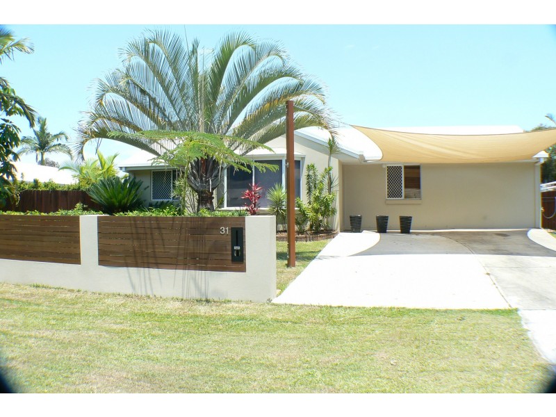 31 Richardson St, Pacific Paradise QLD 4564