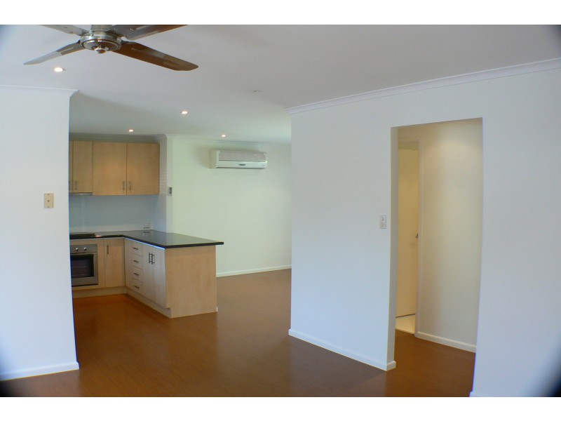 31 Richardson St, Pacific Paradise QLD 4564