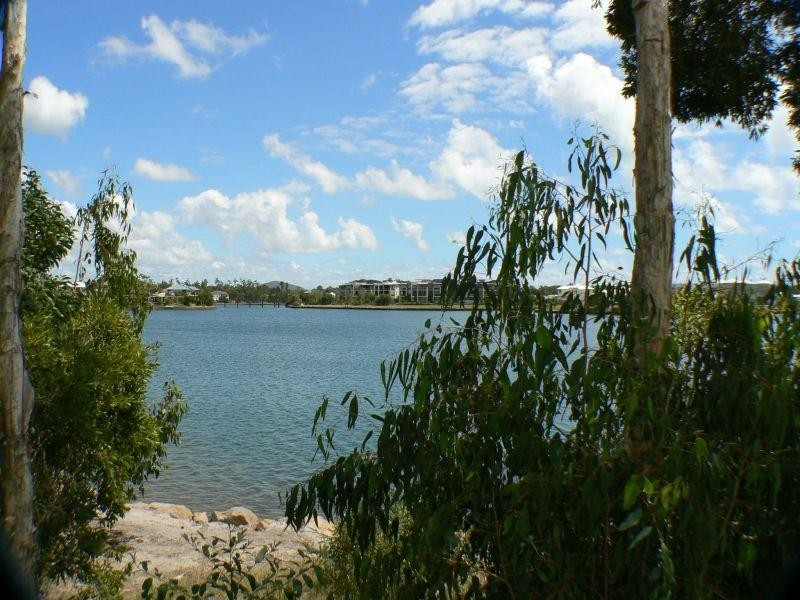 3 River Edge Circuit, Twin Waters QLD 4564