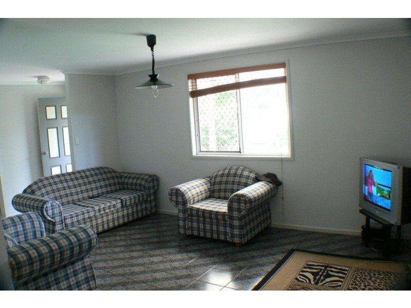 1  Richardson St, Pacific Paradise QLD 4564