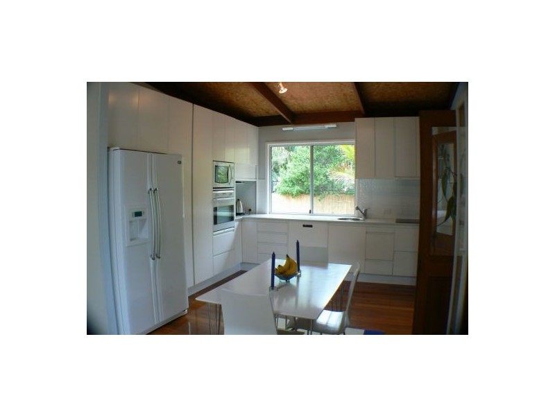 19 Sassifras St, Mudjimba QLD 4564