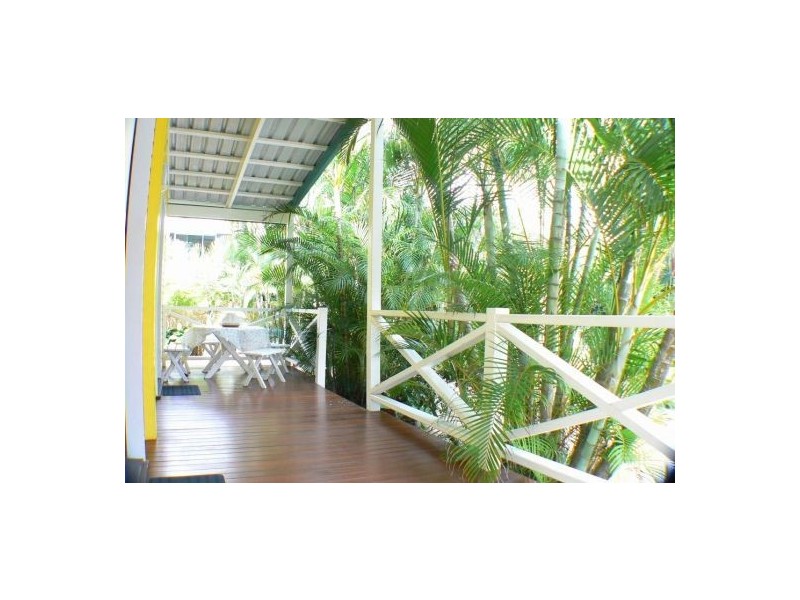 19 Sassifras St, Mudjimba QLD 4564