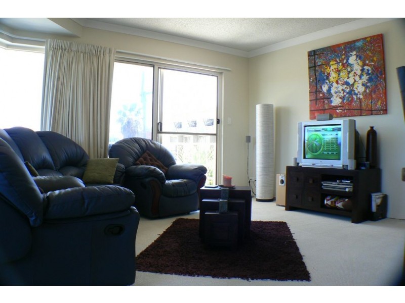 2/3 Mudjimba Beach Road, Mudjimba QLD 4564