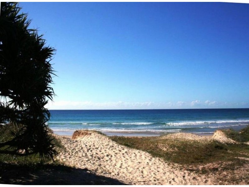 2/3 Mudjimba Beach Road, Mudjimba QLD 4564