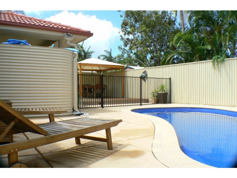 16 Fitzroy Street, Pacific Paradise QLD 4564