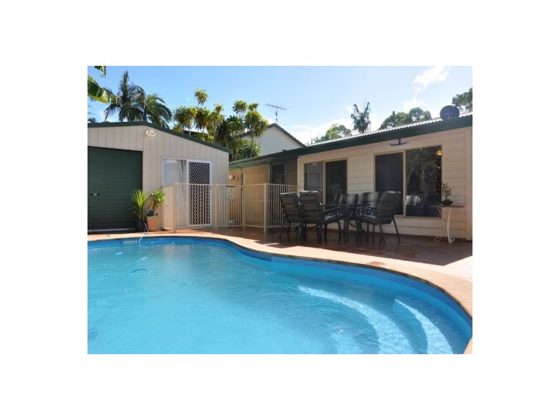 33 Menzies Drive, Pacific Paradise QLD 4564