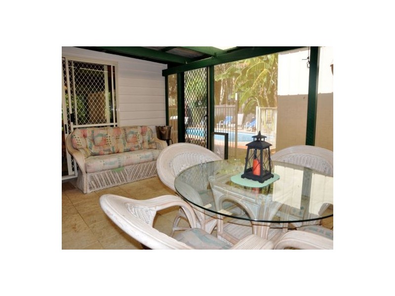 33 Menzies Drive, Pacific Paradise QLD 4564