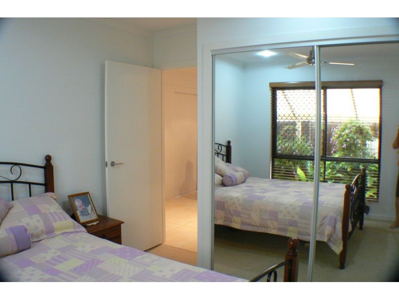 21 Whitsunday Drive, Pacific Paradise QLD 4564