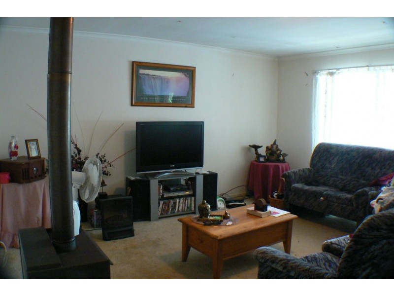 54 Boomba Street, Pacific Paradise QLD 4564