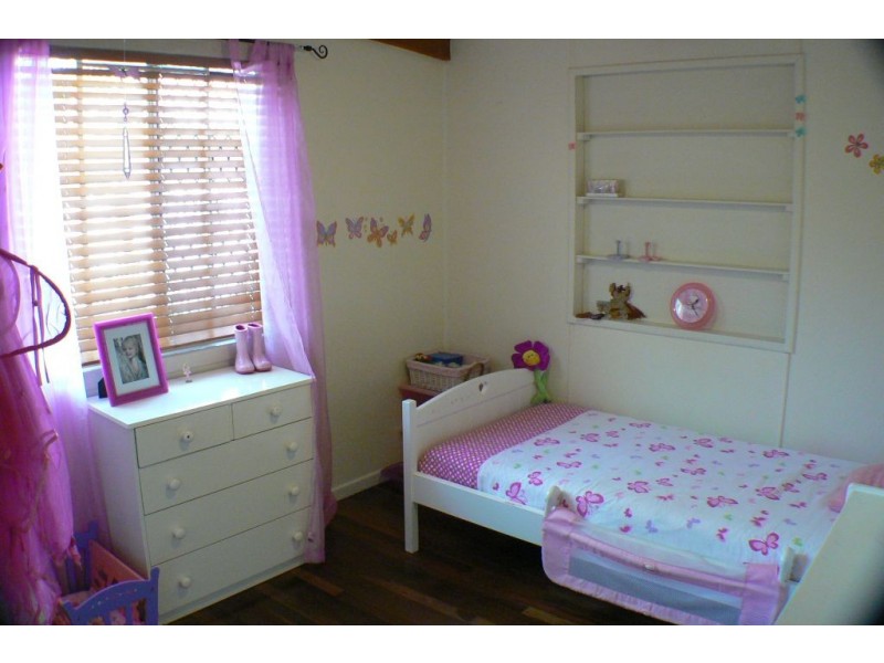 12 Conebush St, Mudjimba QLD 4564