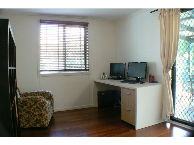 12 Conebush St, Mudjimba QLD 4564