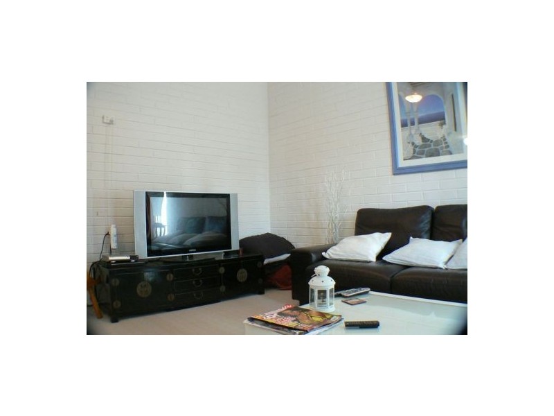 2/22 Kumbar Street, Pacific Paradise QLD 4564